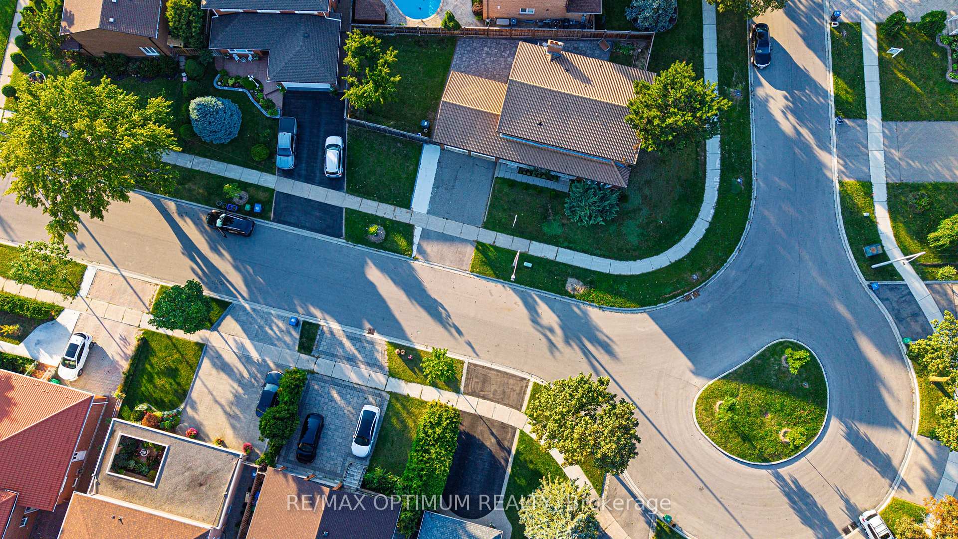 Photo 46 of 2498 Privet Crescent, Mississauga, Cooksville — HOMEH