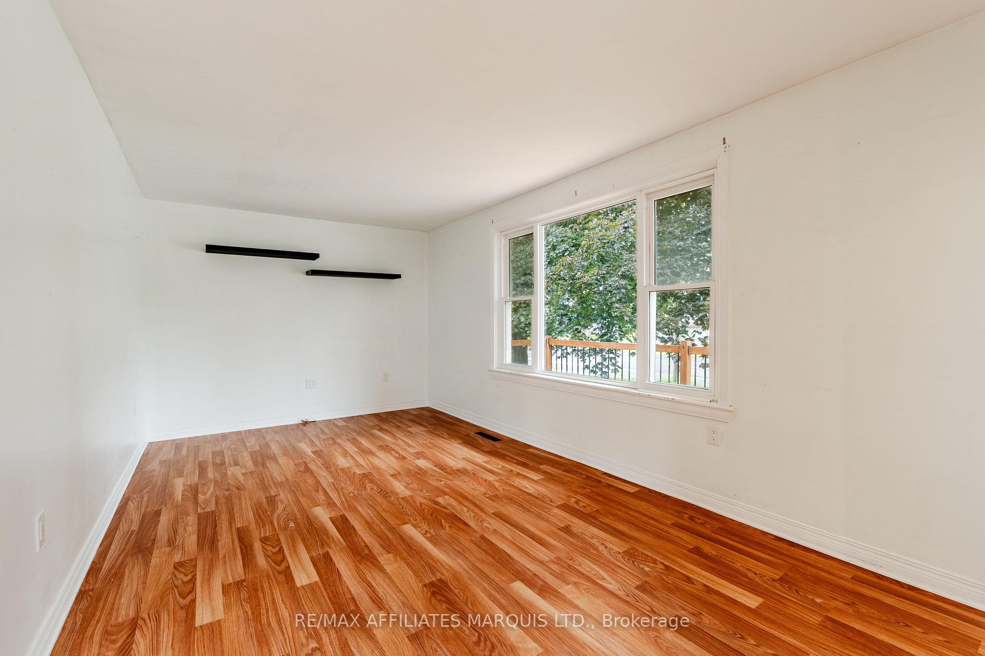 Photo 7 of 16 Front Street, North Stormont, Finch — HOMEH