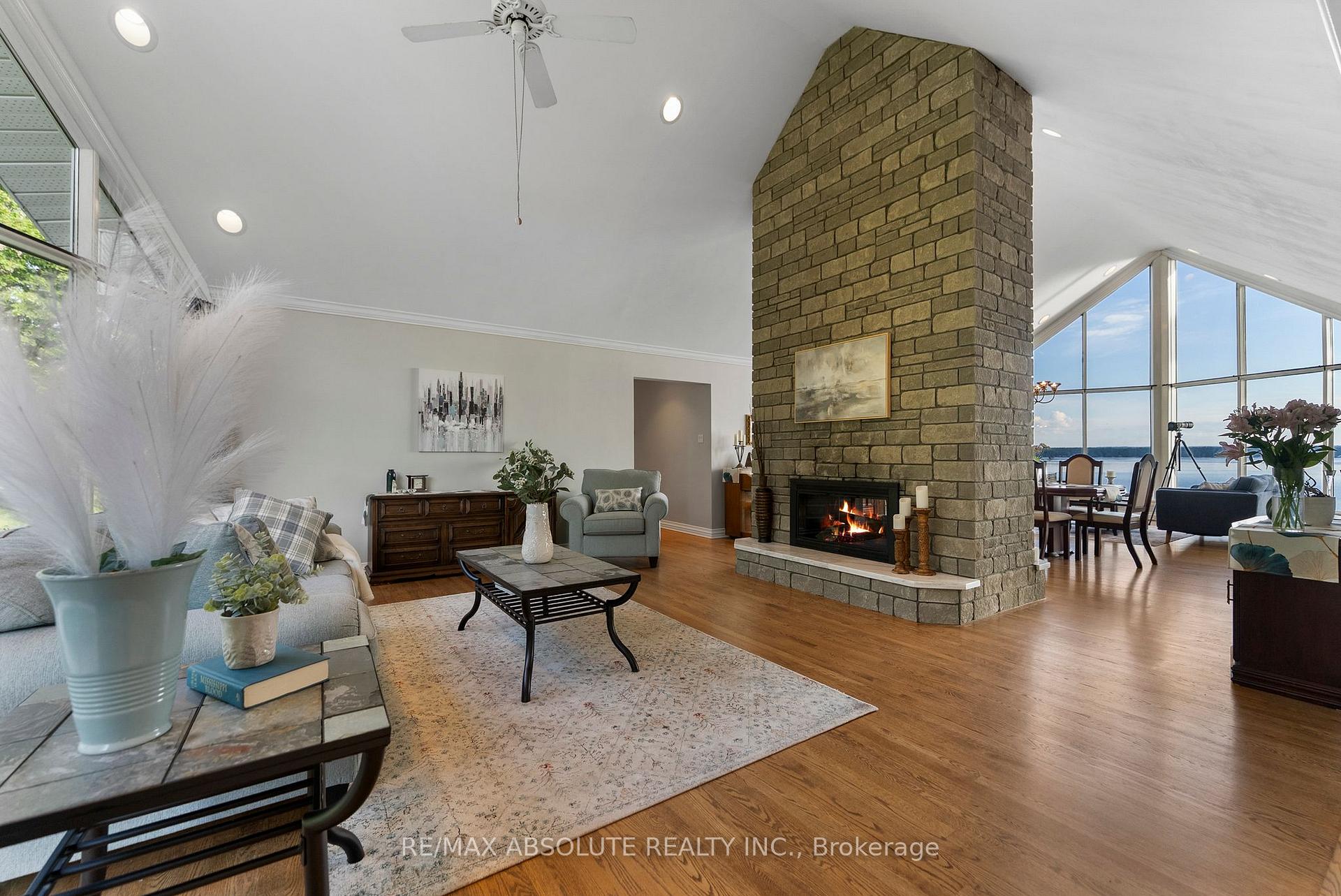 Photo 7 of 1724 River Road, McNab/Braeside, Mcnab/Braeside Twps — HOMEH