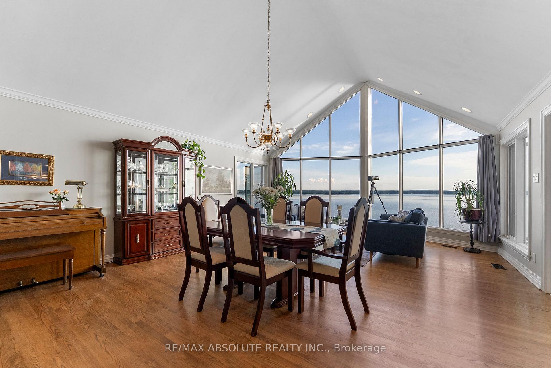 Photo 10 of 1724 River Road, McNab/Braeside, Mcnab/Braeside Twps — HOMEH