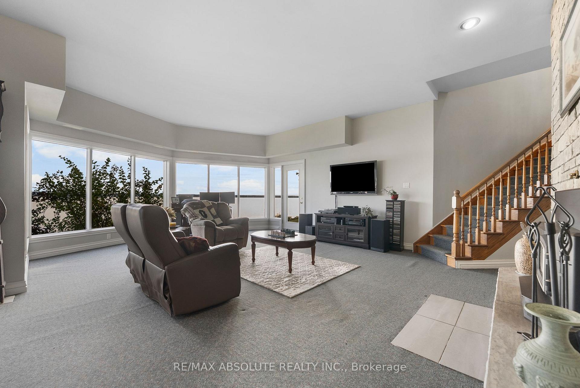 Photo 24 of 1724 River Road, McNab/Braeside, Mcnab/Braeside Twps — HOMEH