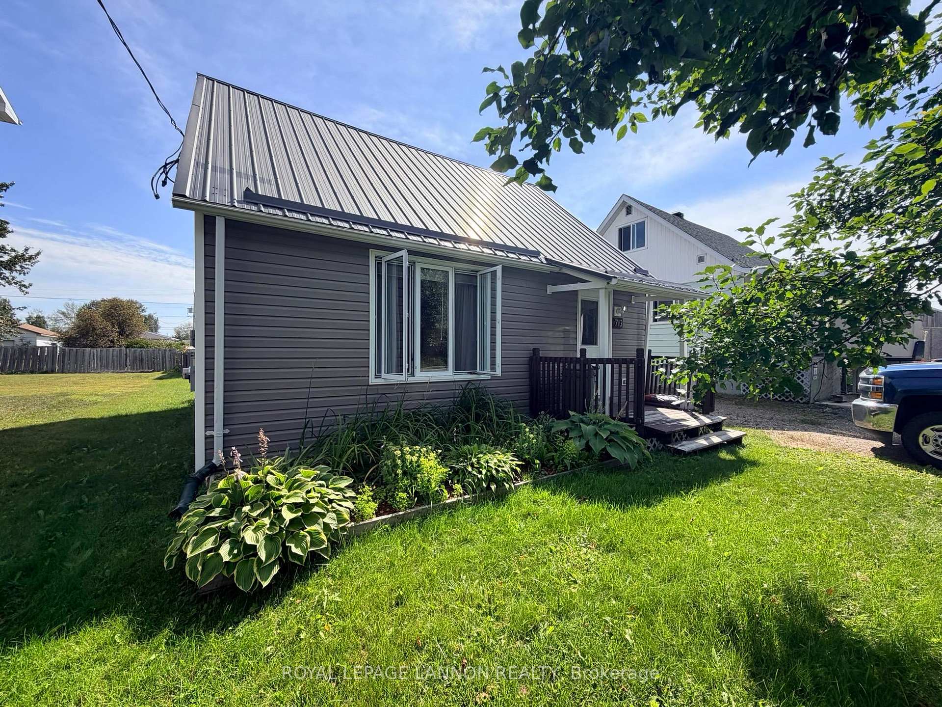 Photo 22 of 713 First Street W, Greenstone, TB-62 — HOMEH