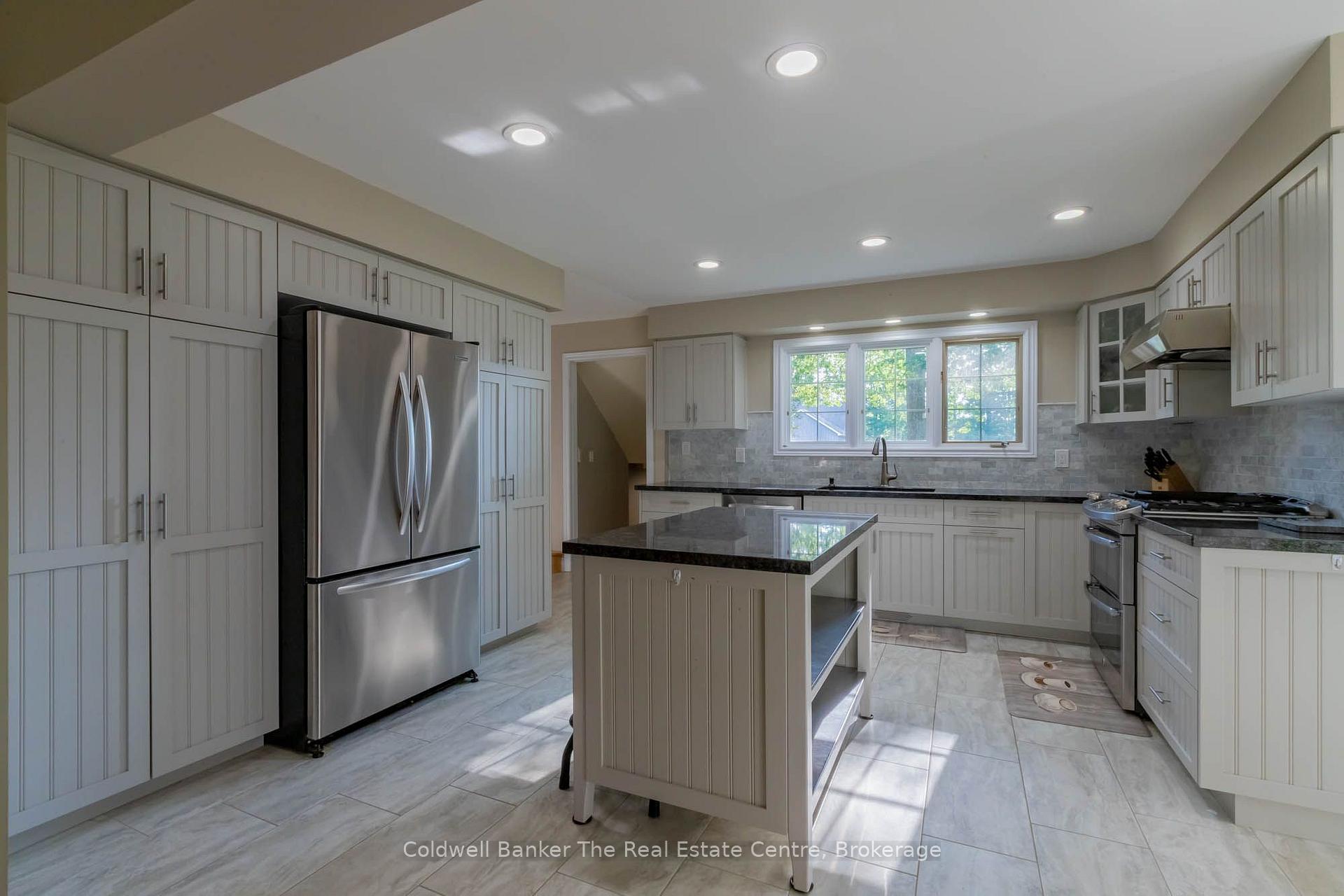 Photo 8 of 110 Forest Glen Drive, Gravenhurst, Muskoka (S) — HOMEH