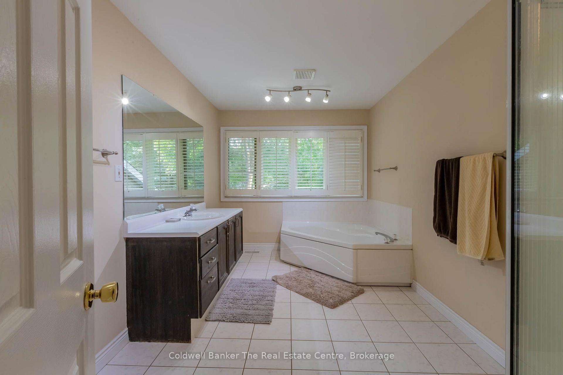 Photo 33 of 110 Forest Glen Drive, Gravenhurst, Muskoka (S) — HOMEH
