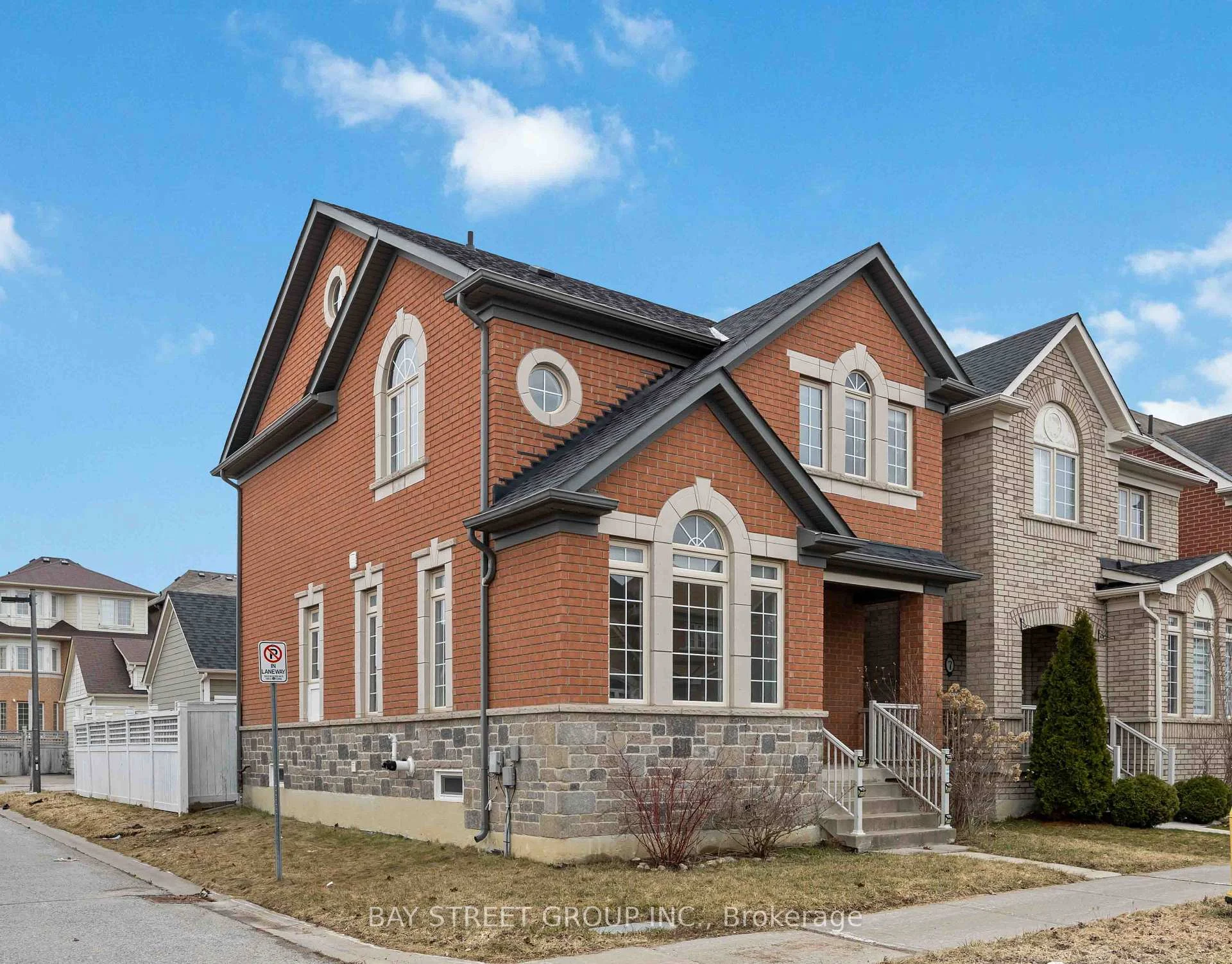 Photo 4 of 5 Tottenham Court, Markham, Cornell — HOMEH