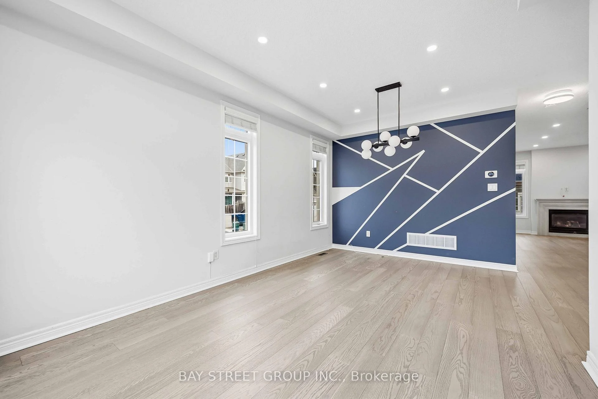 Photo 24 of 5 Tottenham Court, Markham, Cornell — HOMEH