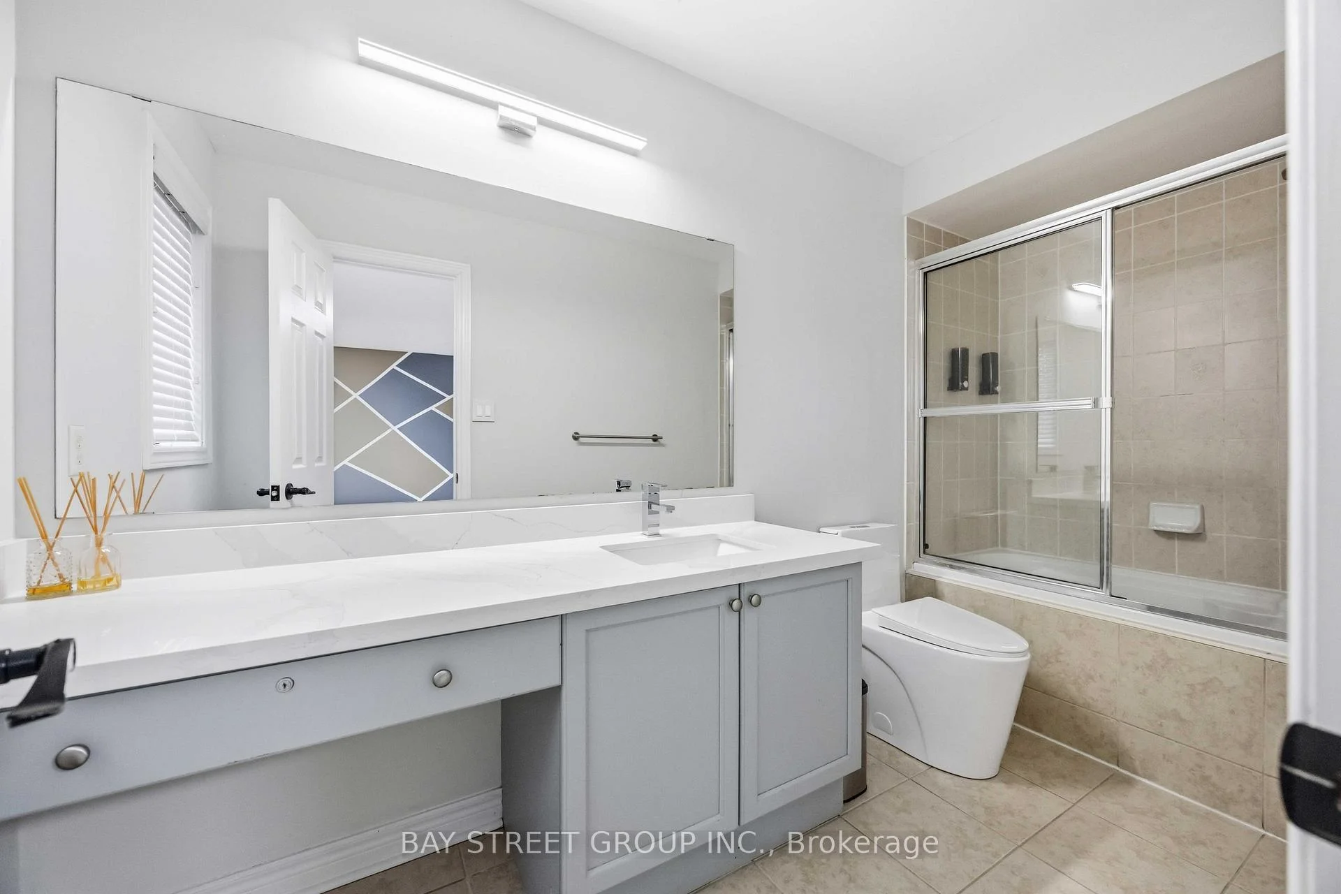 Photo 49 of 5 Tottenham Court, Markham, Cornell — HOMEH