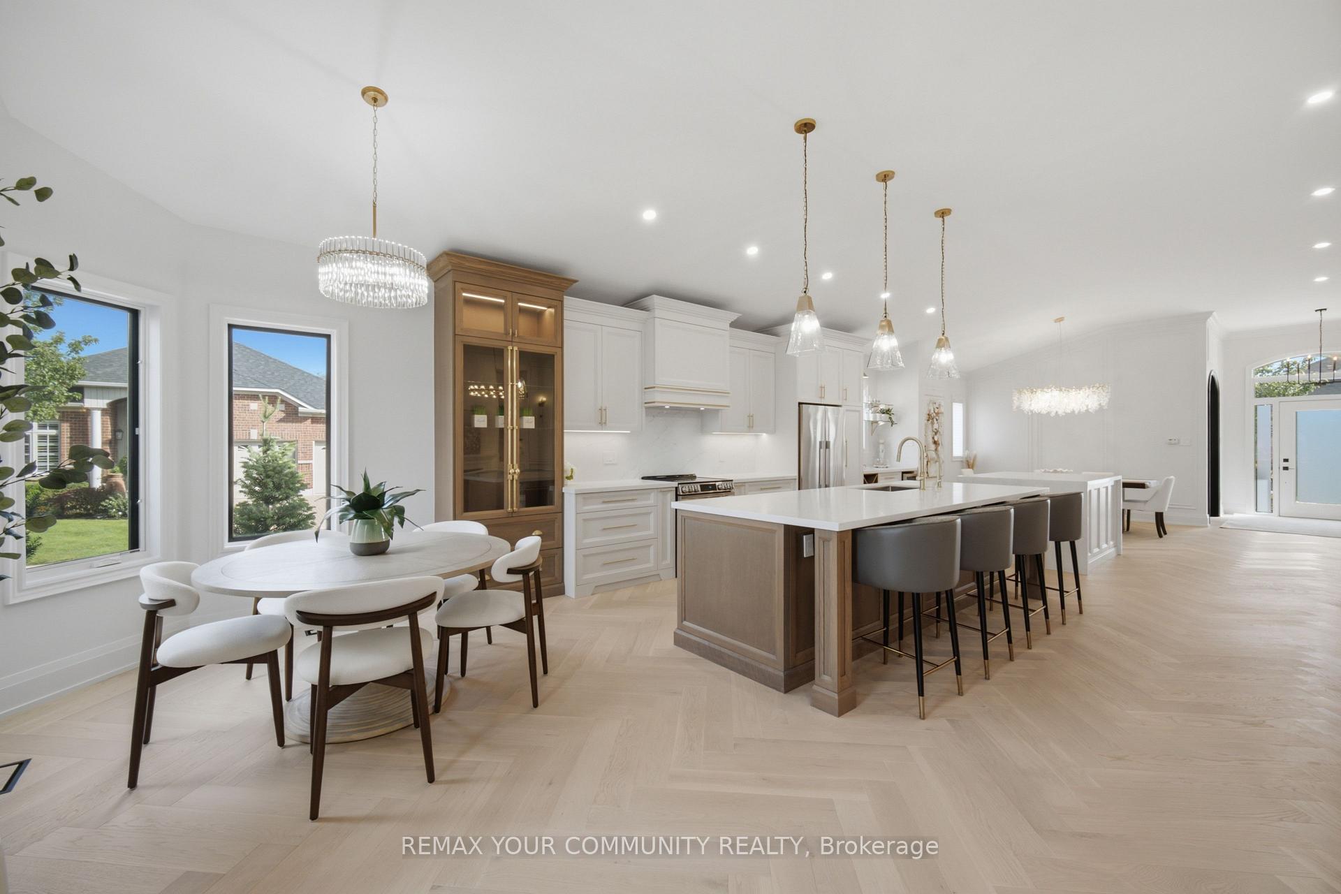 Photo 10 of 2 Suggs Landing, Whitchurch-Stouffville, Ballantrae — HOMEH