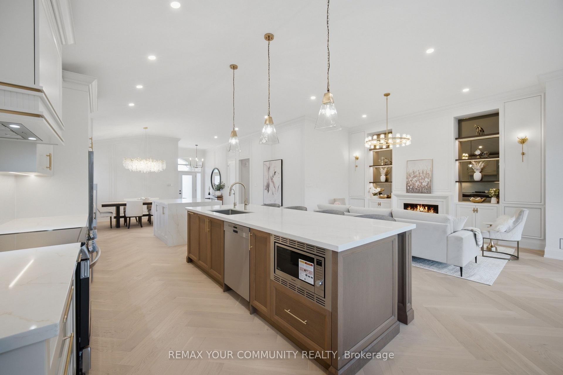 Photo 11 of 2 Suggs Landing, Whitchurch-Stouffville, Ballantrae — HOMEH