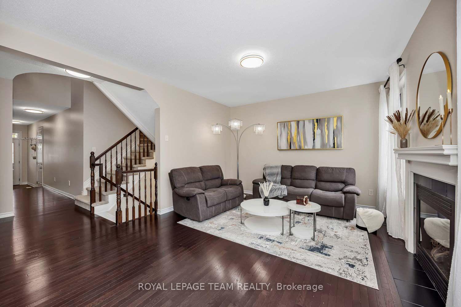 Photo 17 of 2225 Watercolours Way, Ottawa, Barrhaven - Half Moon Bay — HOMEH