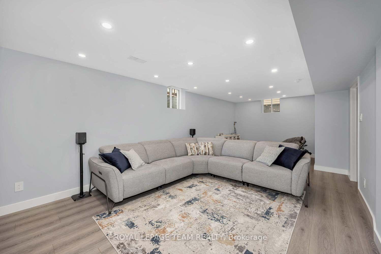 Photo 34 of 2225 Watercolours Way, Ottawa, Barrhaven - Half Moon Bay — HOMEH