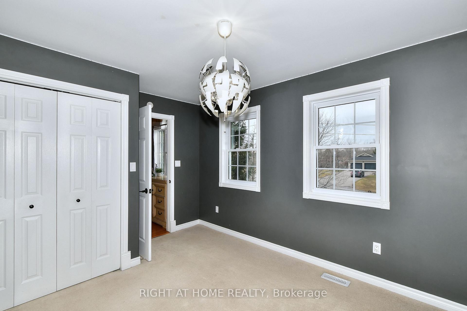Photo 29 of 599 Maniece Avenue, Peterborough, Ashburnham Ward 4 — HOMEH