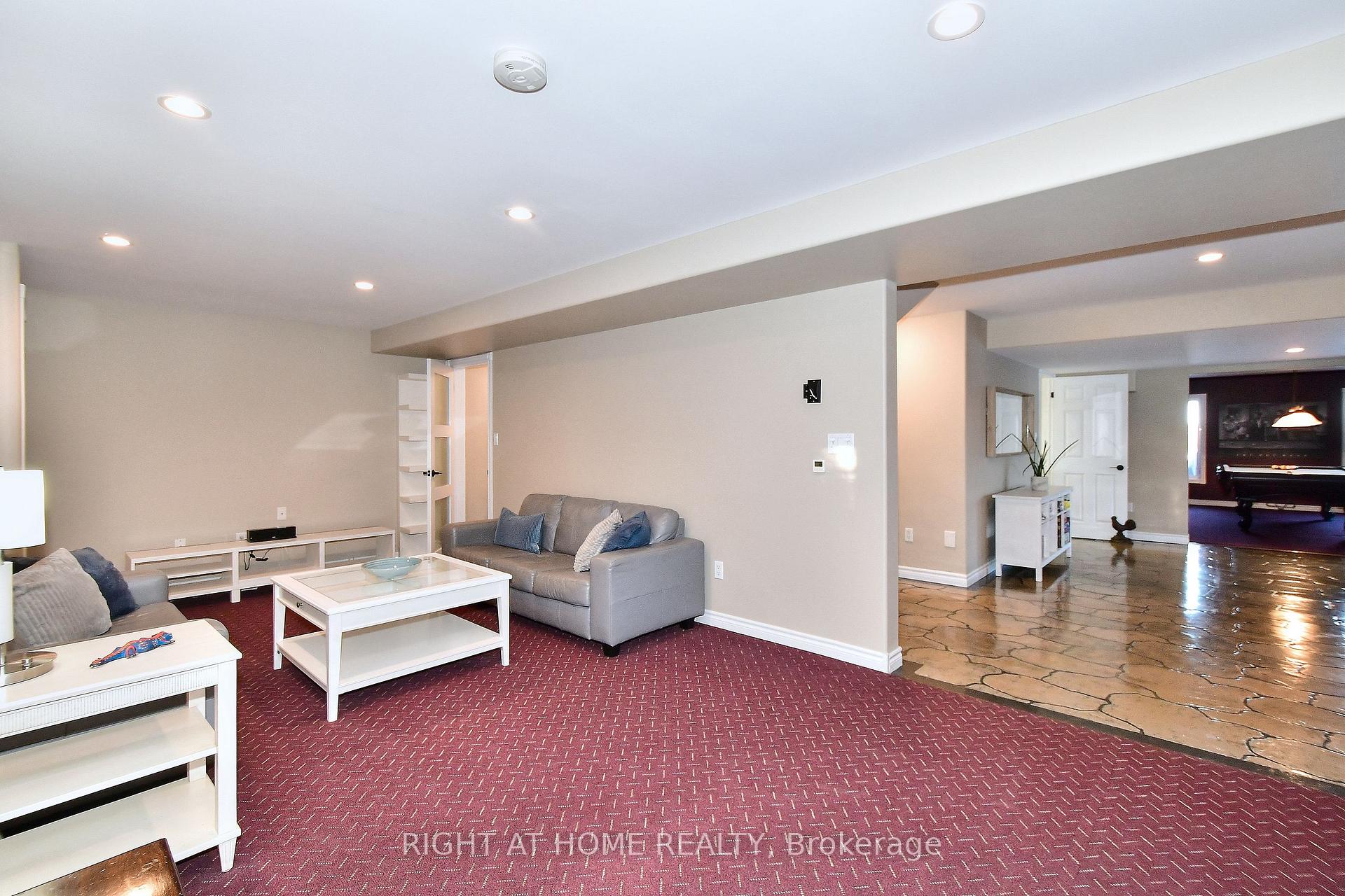 Photo 33 of 599 Maniece Avenue, Peterborough, Ashburnham Ward 4 — HOMEH