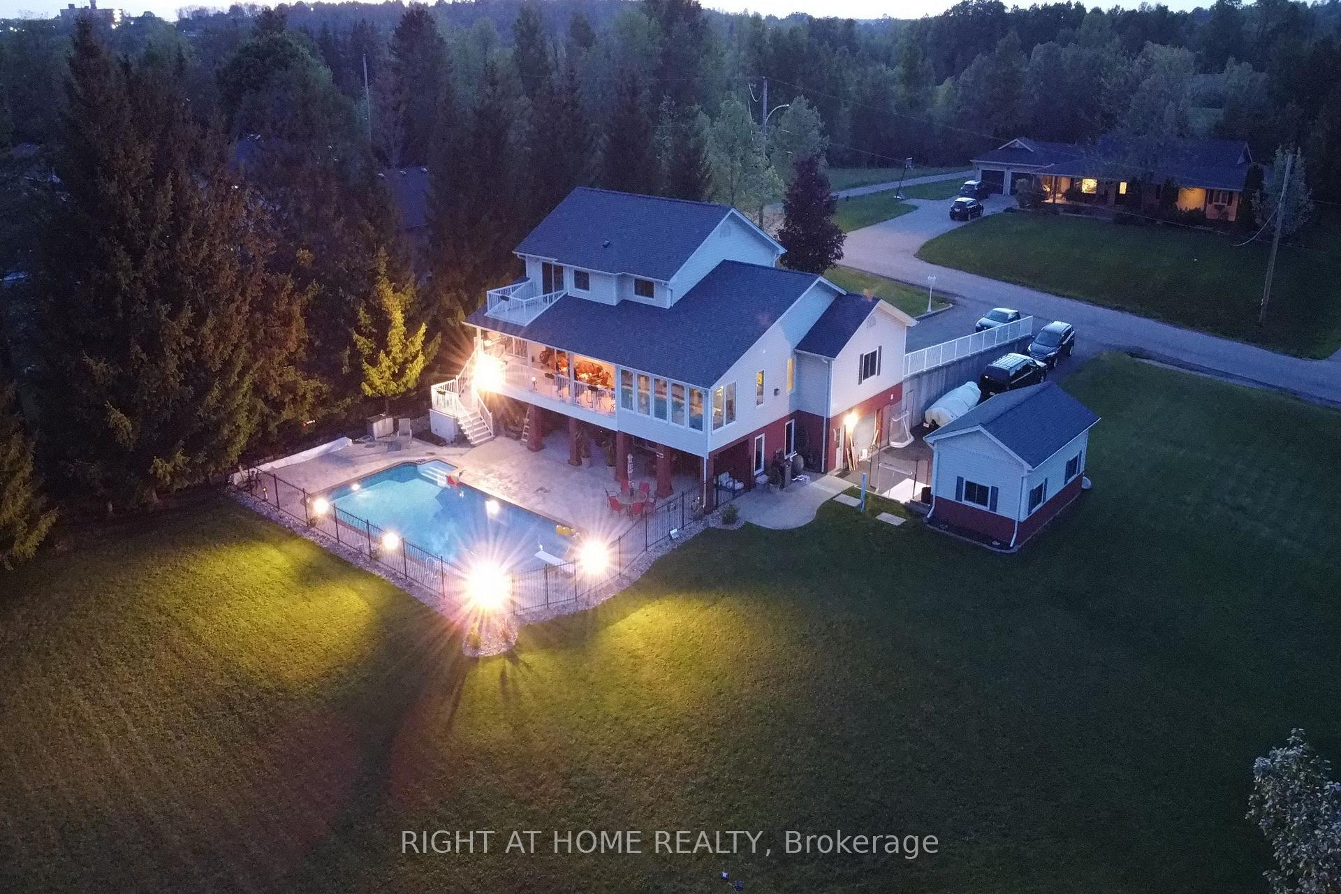 Photo 43 of 599 Maniece Avenue, Peterborough, Ashburnham Ward 4 — HOMEH