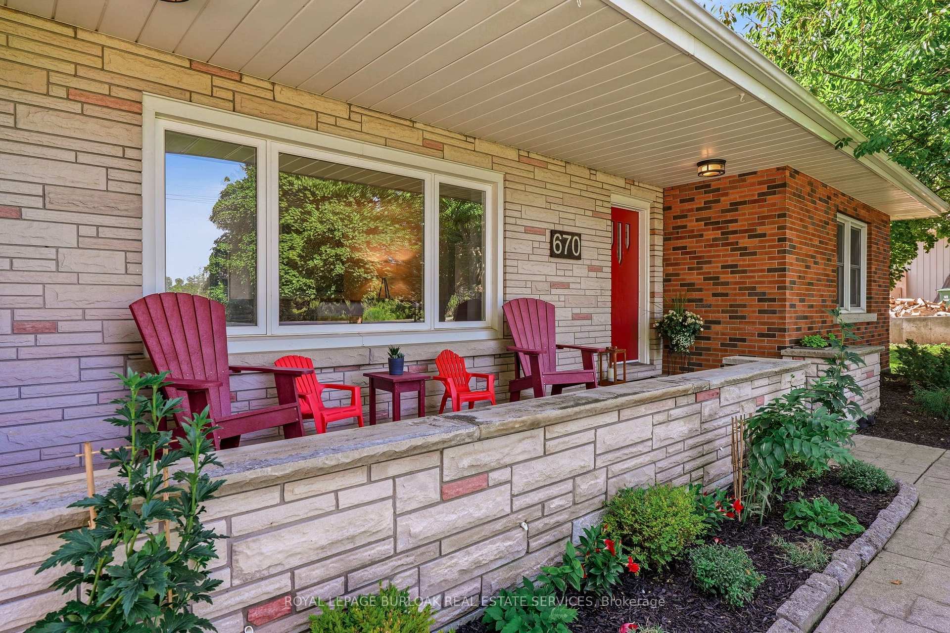 Photo 7 of 670 Thompson Road, Hamilton, Rural Flamborough — HOMEH
