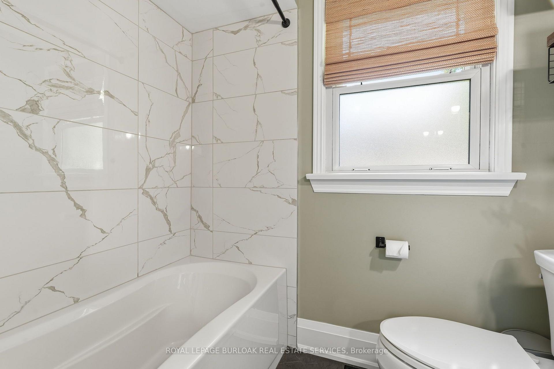 Photo 16 of 670 Thompson Road, Hamilton, Rural Flamborough — HOMEH
