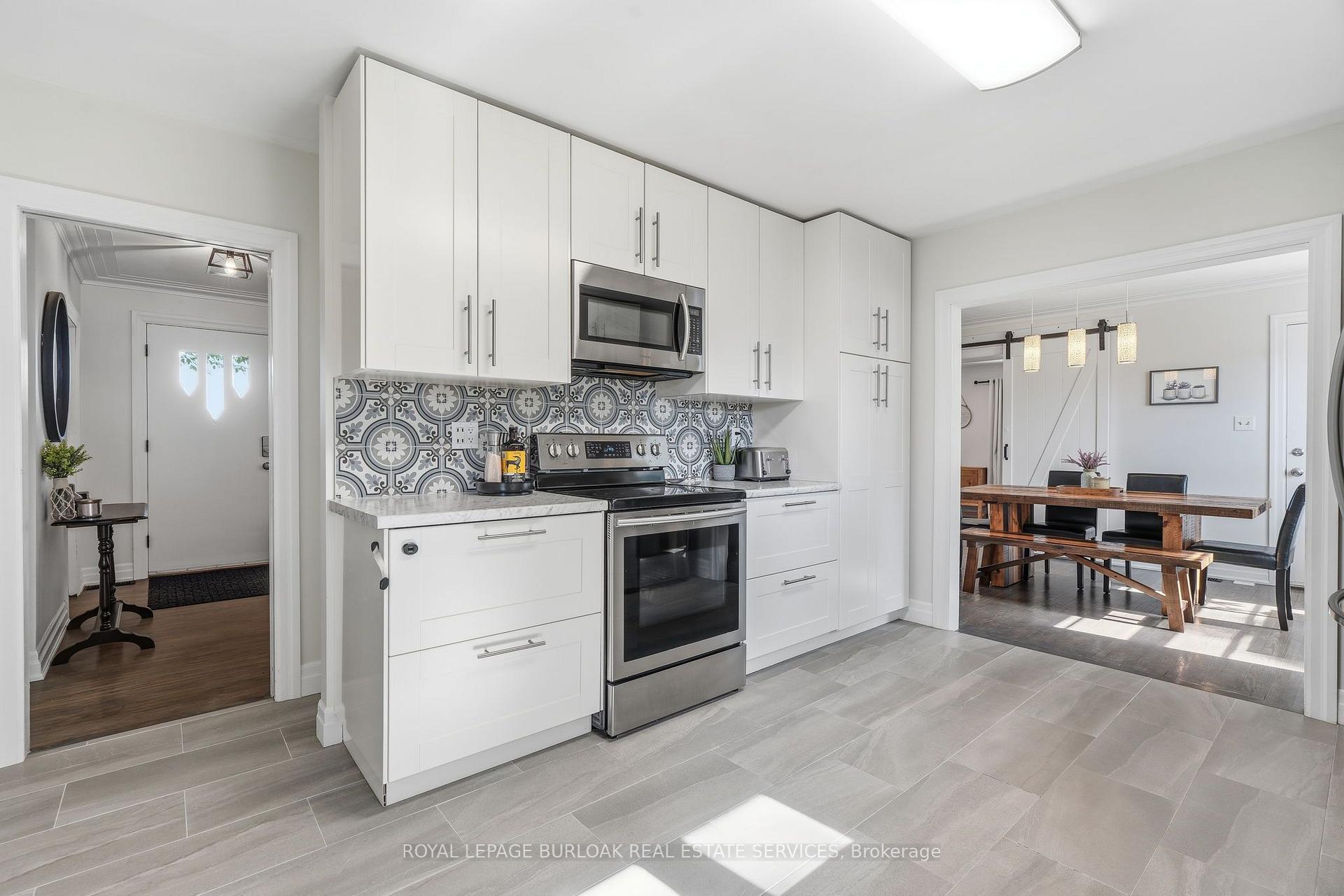 Photo 20 of 670 Thompson Road, Hamilton, Rural Flamborough — HOMEH