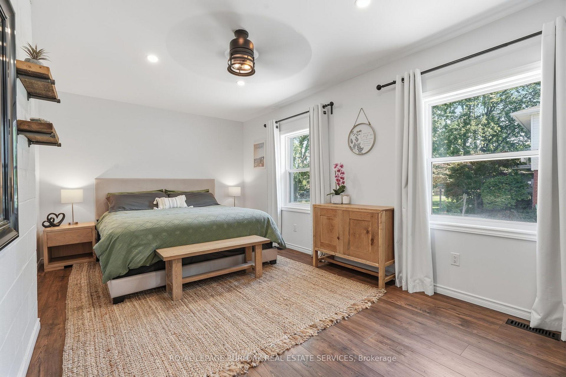 Photo 24 of 670 Thompson Road, Hamilton, Rural Flamborough — HOMEH