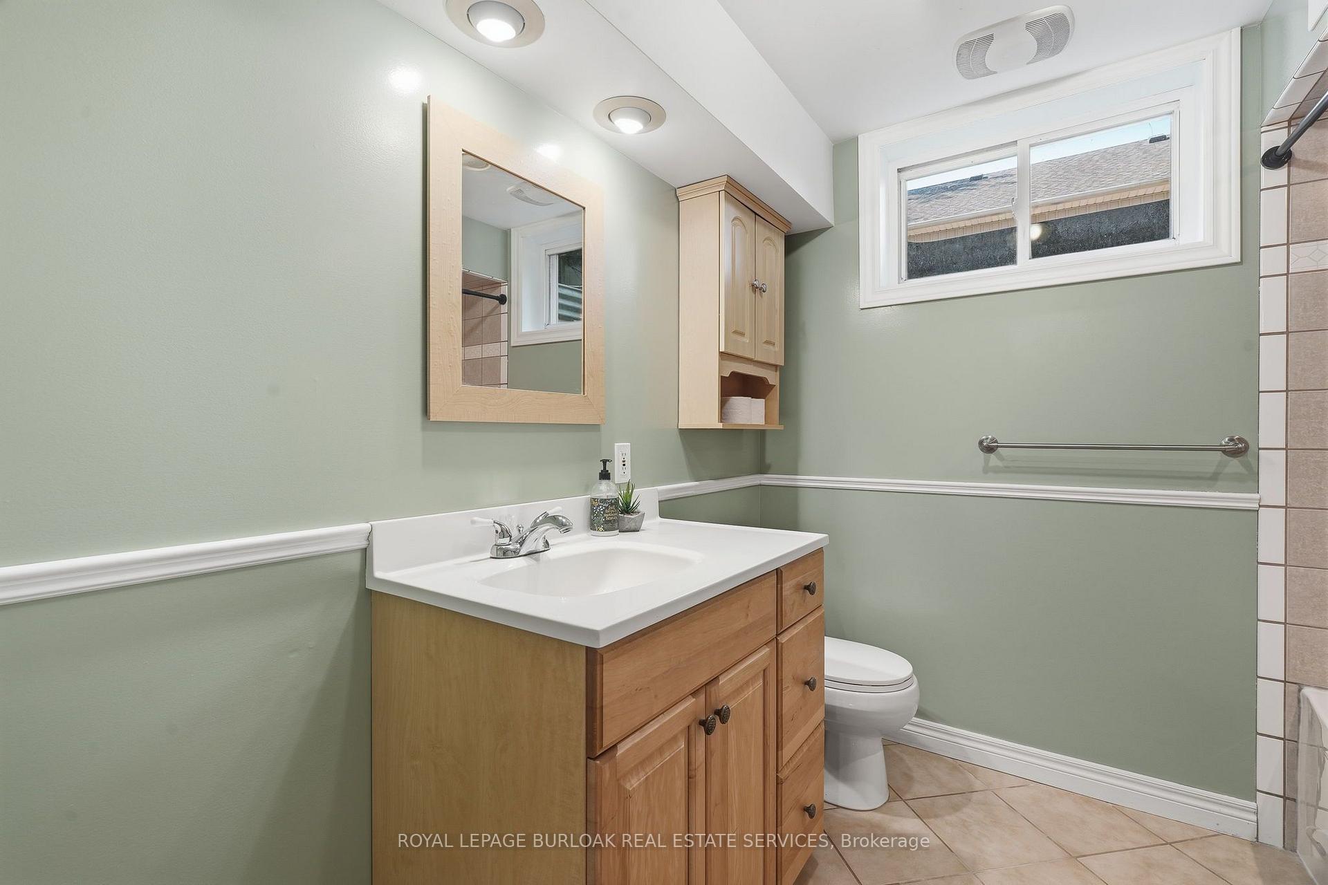 Photo 30 of 670 Thompson Road, Hamilton, Rural Flamborough — HOMEH