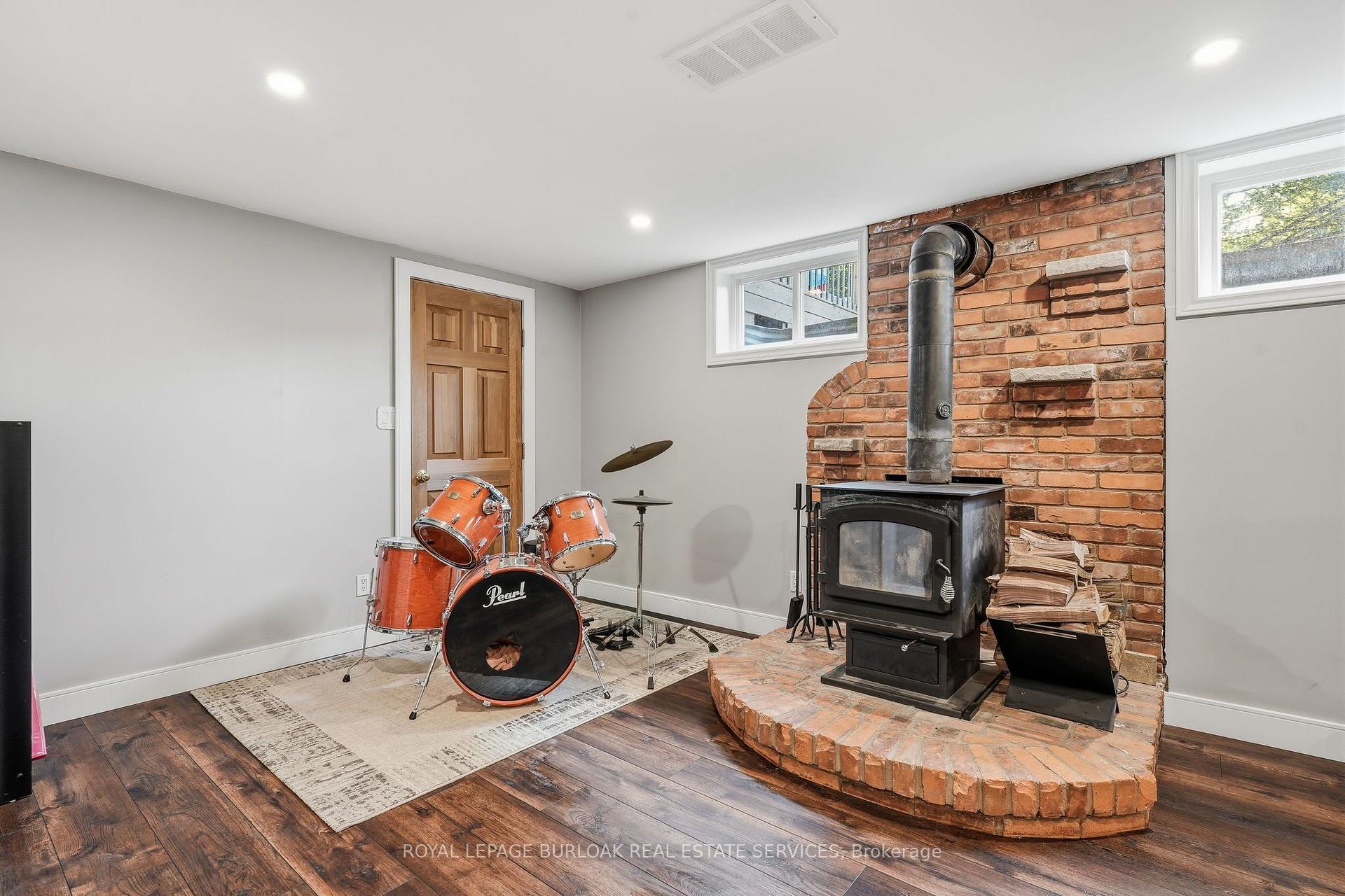 Photo 34 of 670 Thompson Road, Hamilton, Rural Flamborough — HOMEH