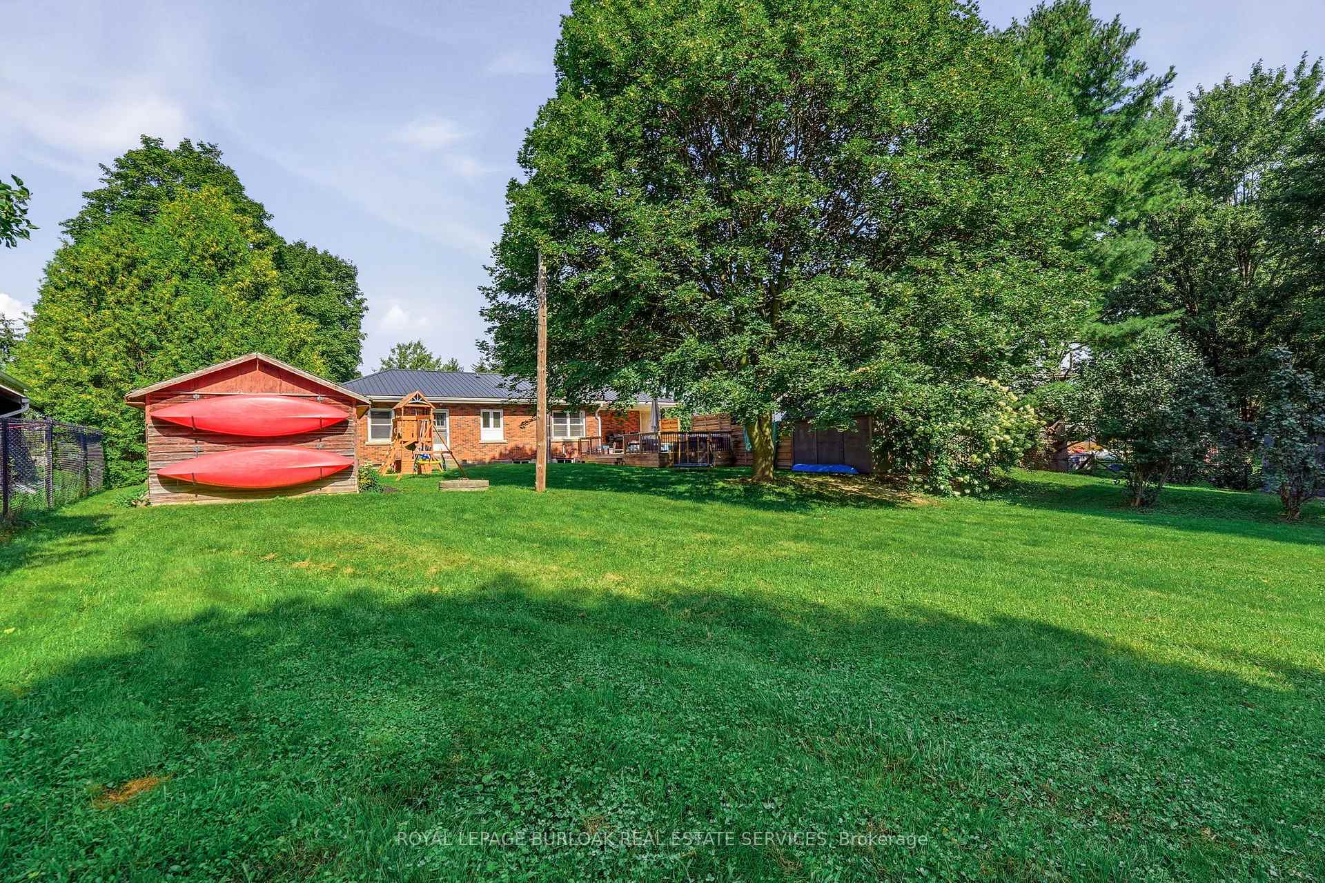 Photo 45 of 670 Thompson Road, Hamilton, Rural Flamborough — HOMEH