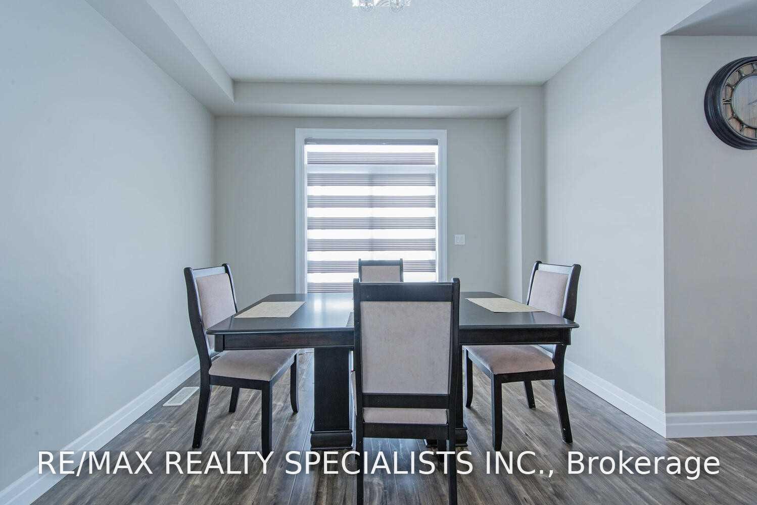 Photo 6 of 3251 Turner Crescent, London, South U — HOMEH