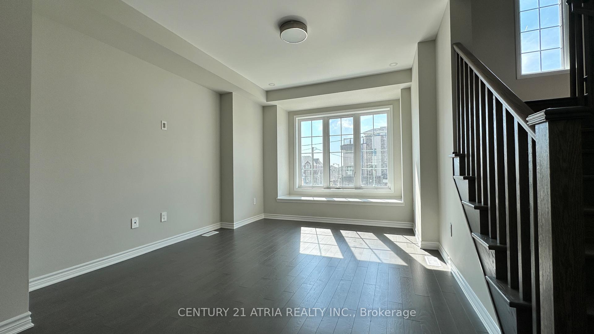 Photo 5 of 334 Stony Hill Boulevard, Markham, Rural Markham — HOMEH