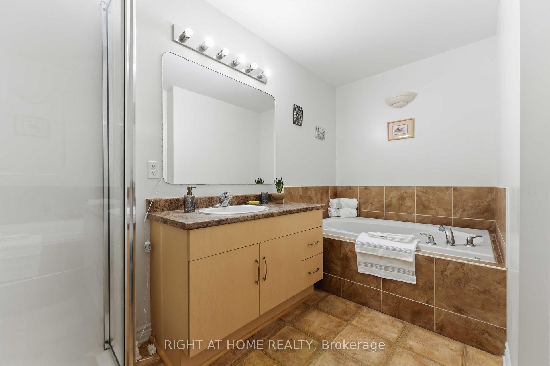 Photo 9 of 1745 Campeau Drive, Ottawa, Kanata - Beaverbrook — HOMEH