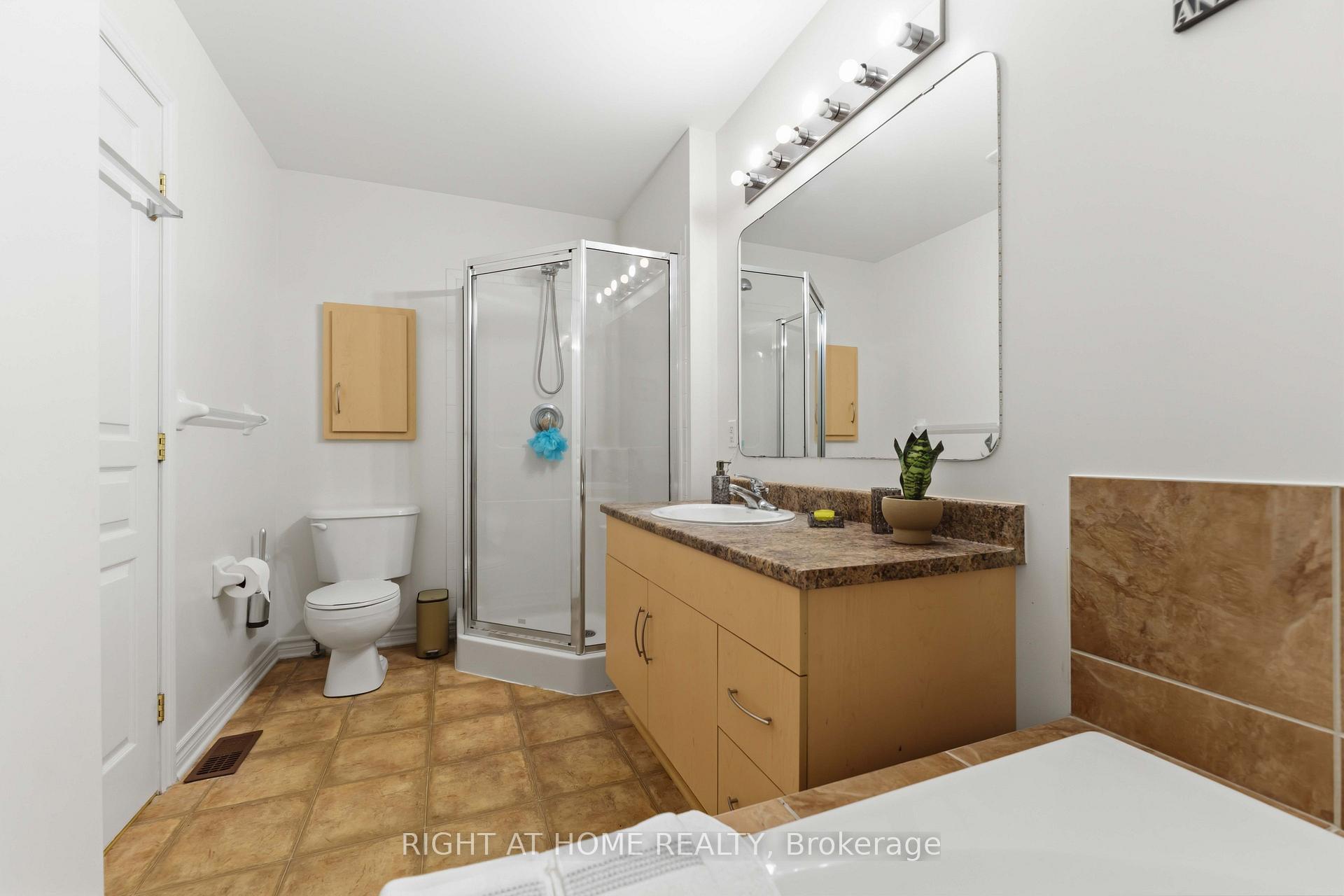 Photo 10 of 1745 Campeau Drive, Ottawa, Kanata - Beaverbrook — HOMEH