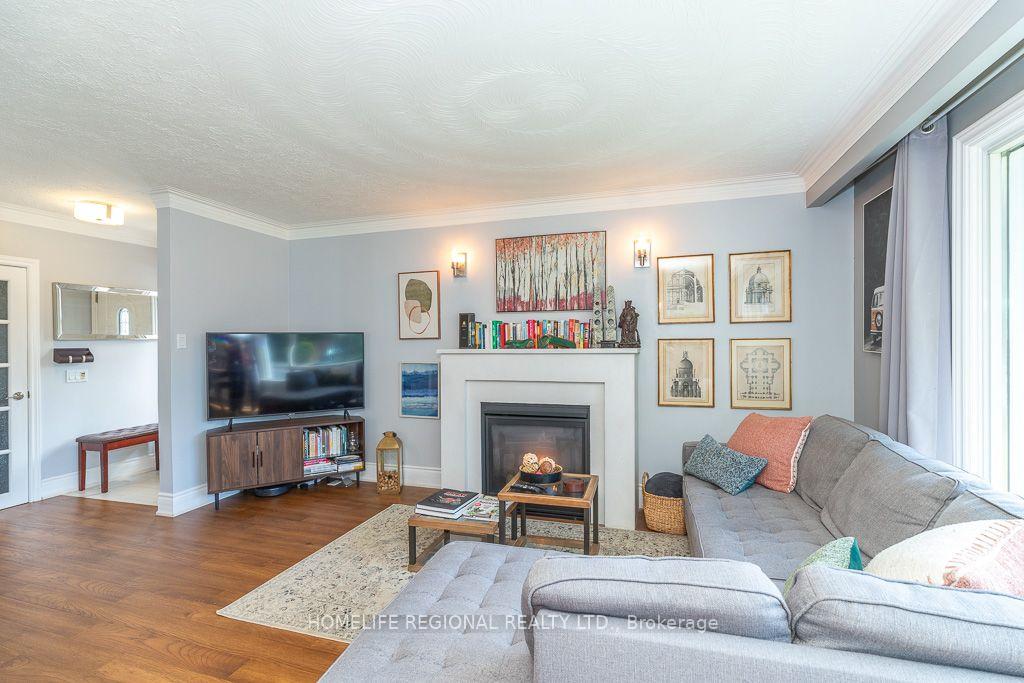 Photo 17 of 128 The Westway, Etobicoke, Kingsview Village-The Westway — HOMEH