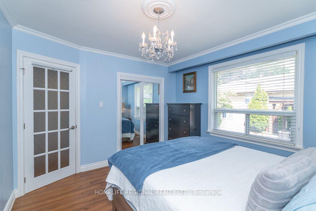 Photo 20 of 128 The Westway, Etobicoke, Kingsview Village-The Westway — HOMEH