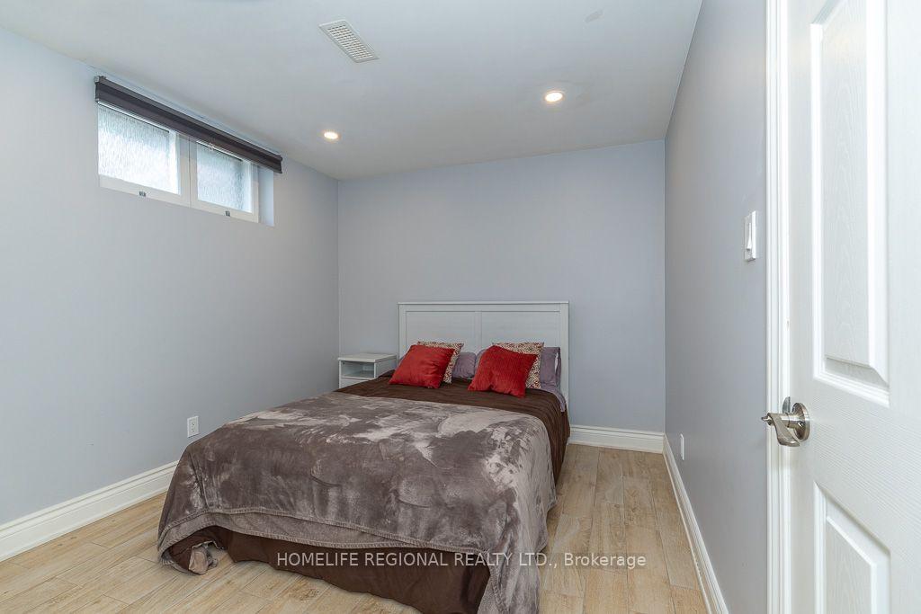 Photo 32 of 128 The Westway, Etobicoke, Kingsview Village-The Westway — HOMEH