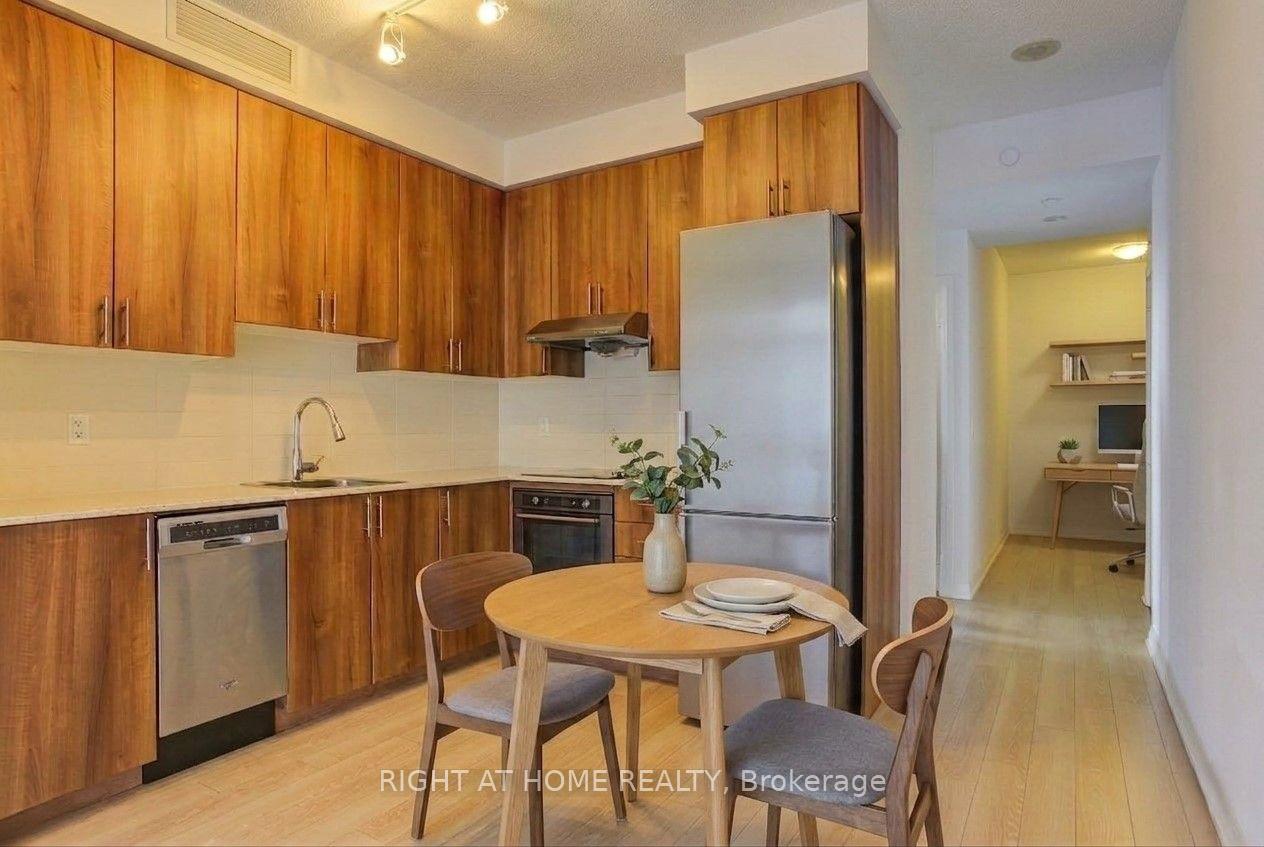 Photo 2 of Unit 1702, 55 Ann O'reilly Road, North York, Henry Farm — HOMEH