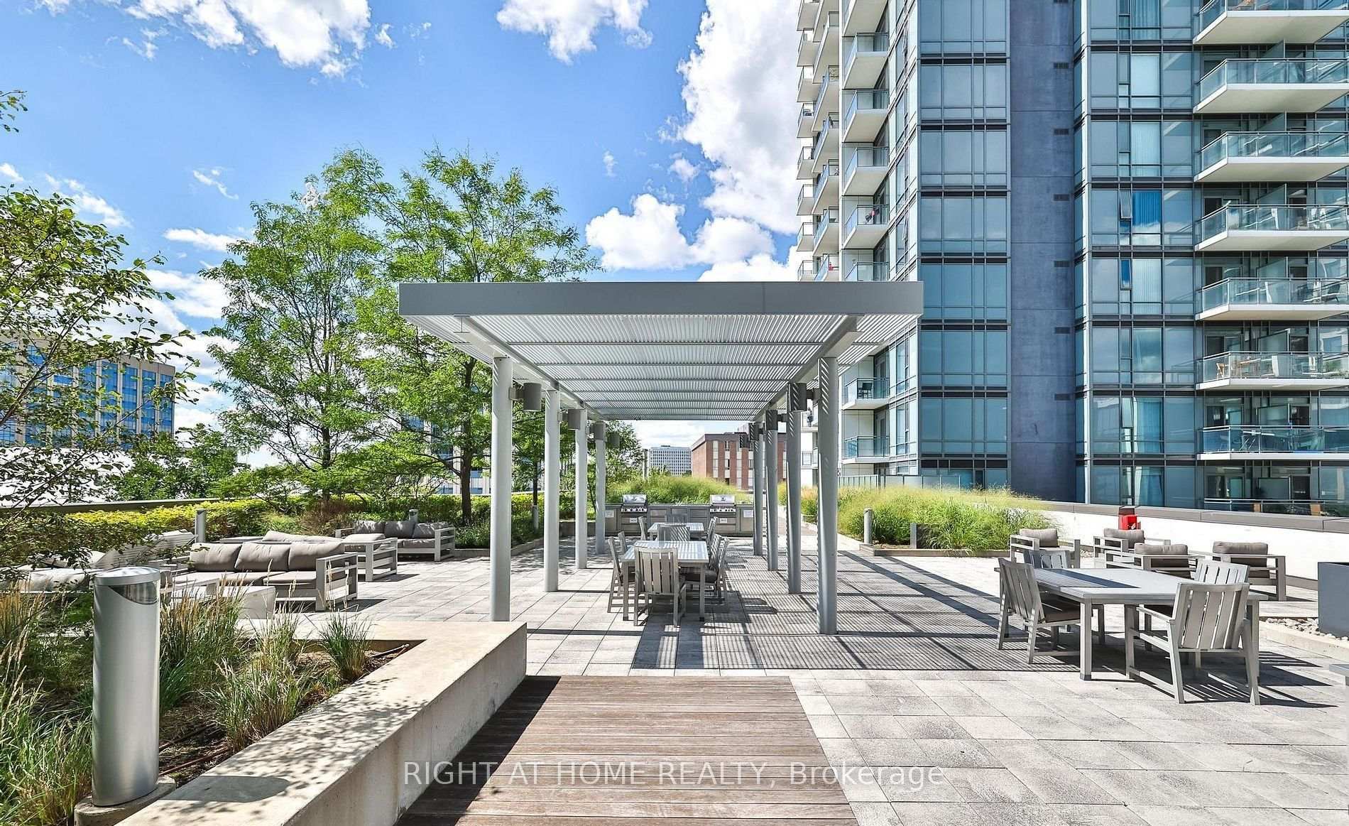 Photo 11 of Unit 1702, 55 Ann O'reilly Road, North York, Henry Farm — HOMEH