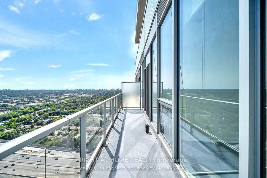Photo 2 of Unit 1005, 115 McMahon Drive, North York, Bayview Village — HOMEH