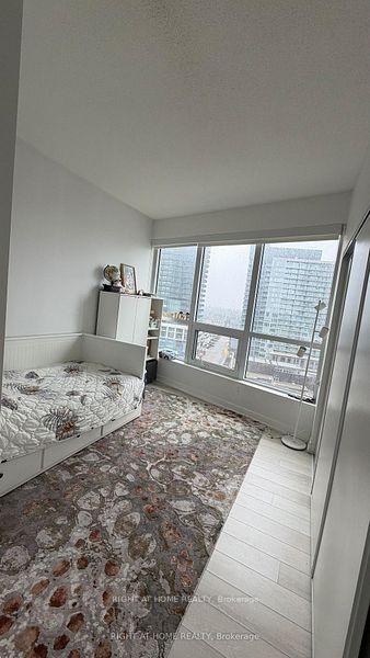 Photo 9 of Unit 1005, 115 McMahon Drive, North York, Bayview Village — HOMEH
