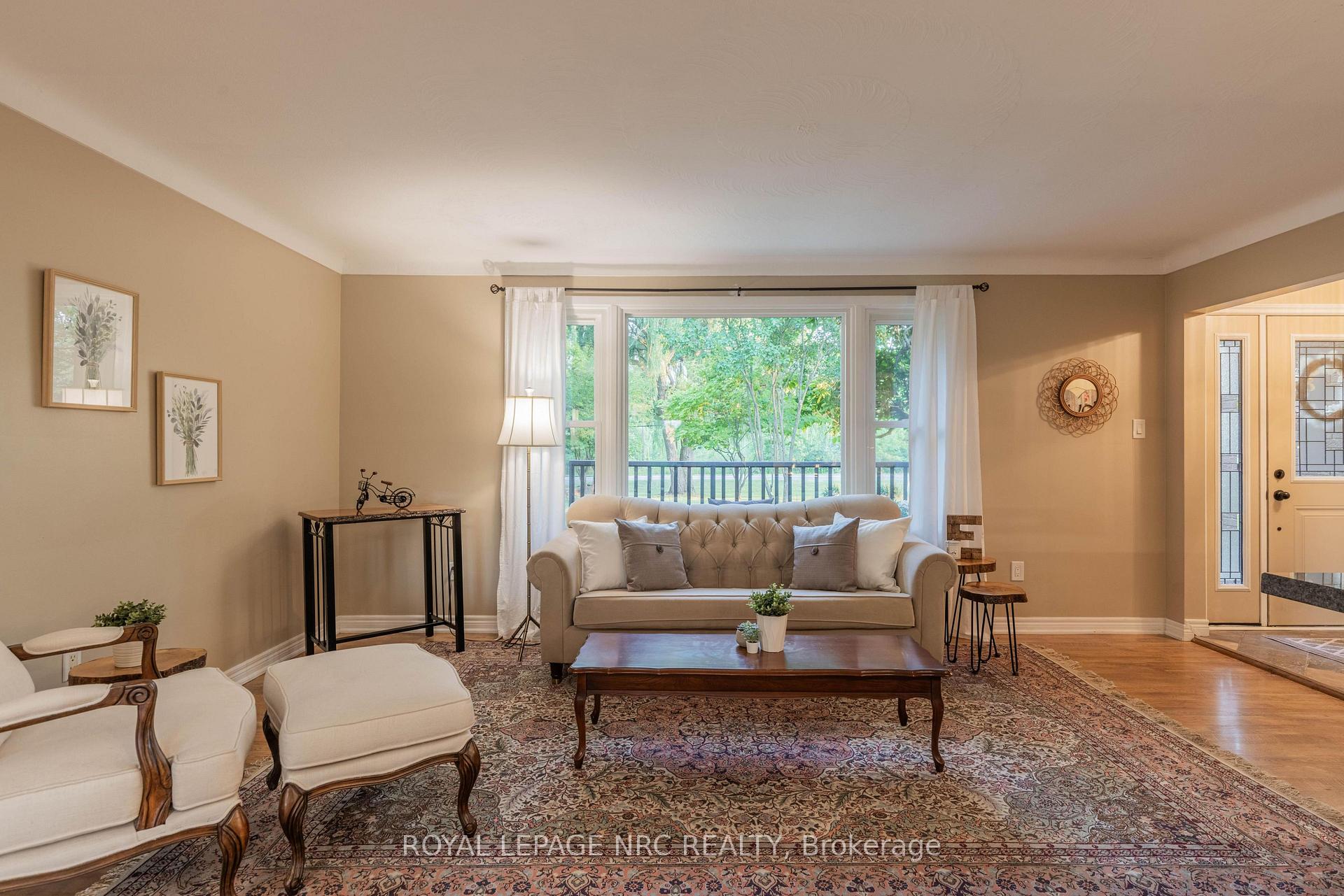 Photo 10 of 2432 Port Robinson Road, Thorold, Hurricane/Merrittville — HOMEH