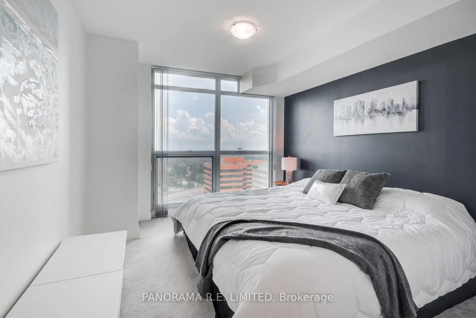 Photo 15 of Unit 1809, 205 Sherway Gardens Road, Etobicoke, Islington-City Centre West — HOMEH