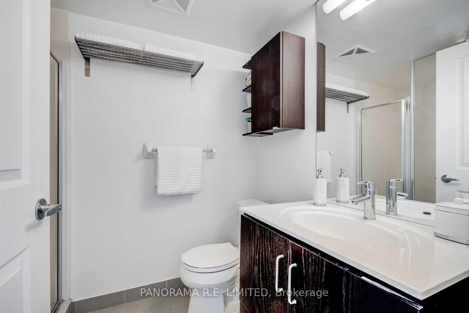 Photo 20 of Unit 1809, 205 Sherway Gardens Road, Etobicoke, Islington-City Centre West — HOMEH
