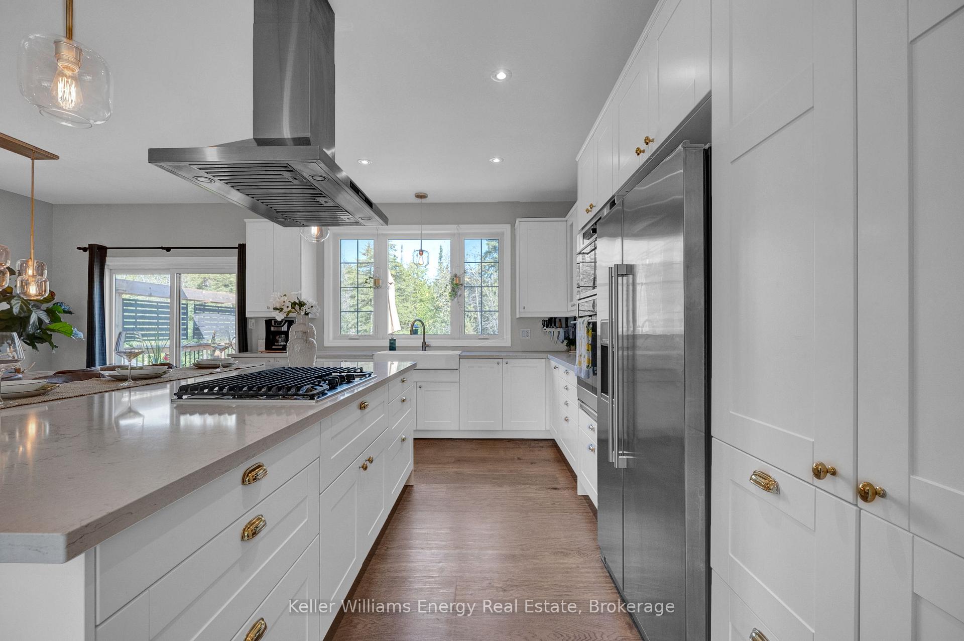 Photo 16 of 29 Waldweg Drive, Scugog, Rural Scugog — HOMEH