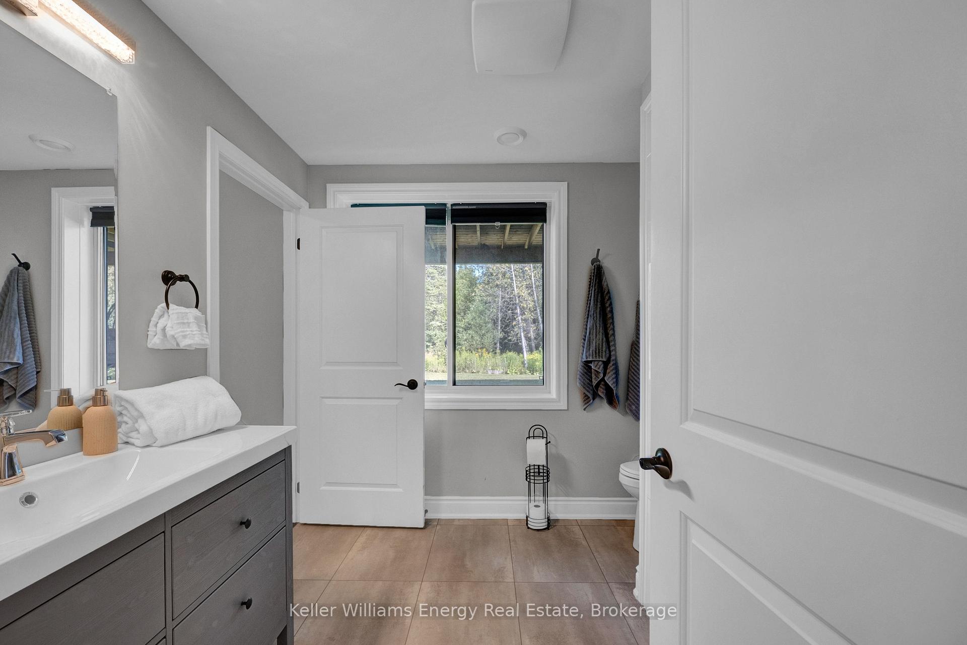 Photo 44 of 29 Waldweg Drive, Scugog, Rural Scugog — HOMEH