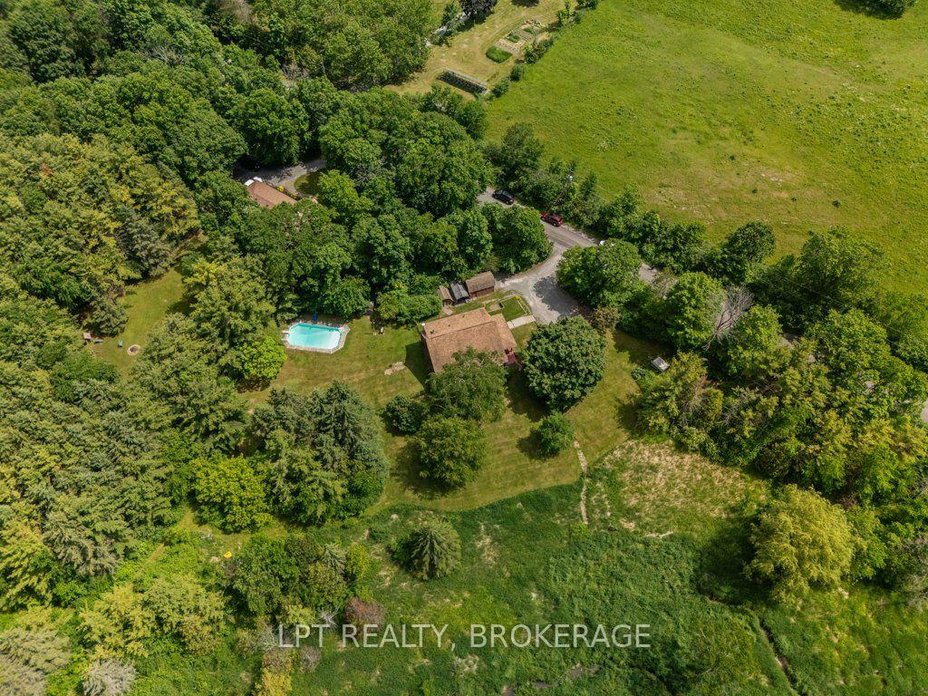 Photo 8 of 1922 Dover Road, Frontenac, Frontenac South — HOMEH