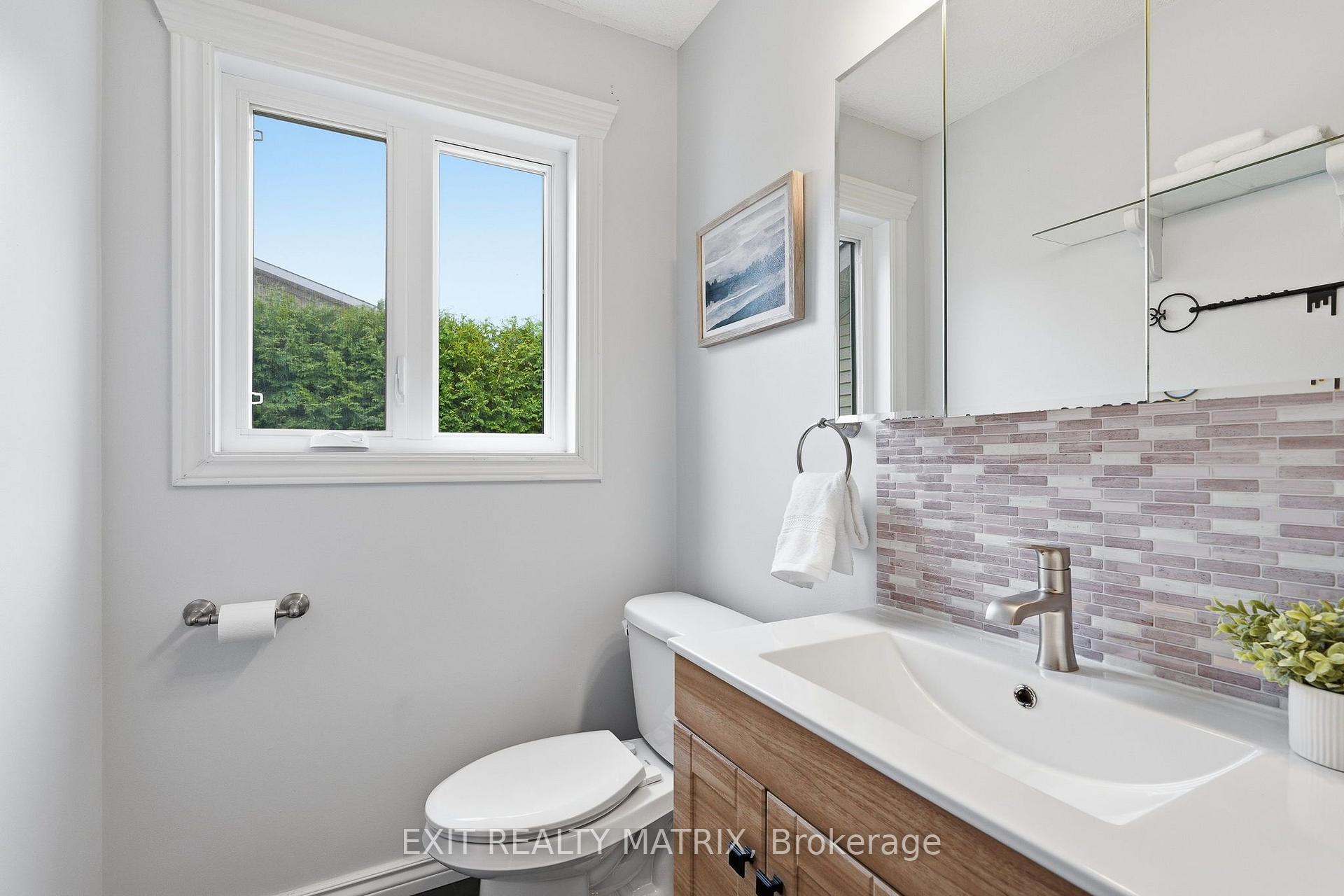 Photo 17 of 47 Isabelle Street, Casselman, Casselman — HOMEH