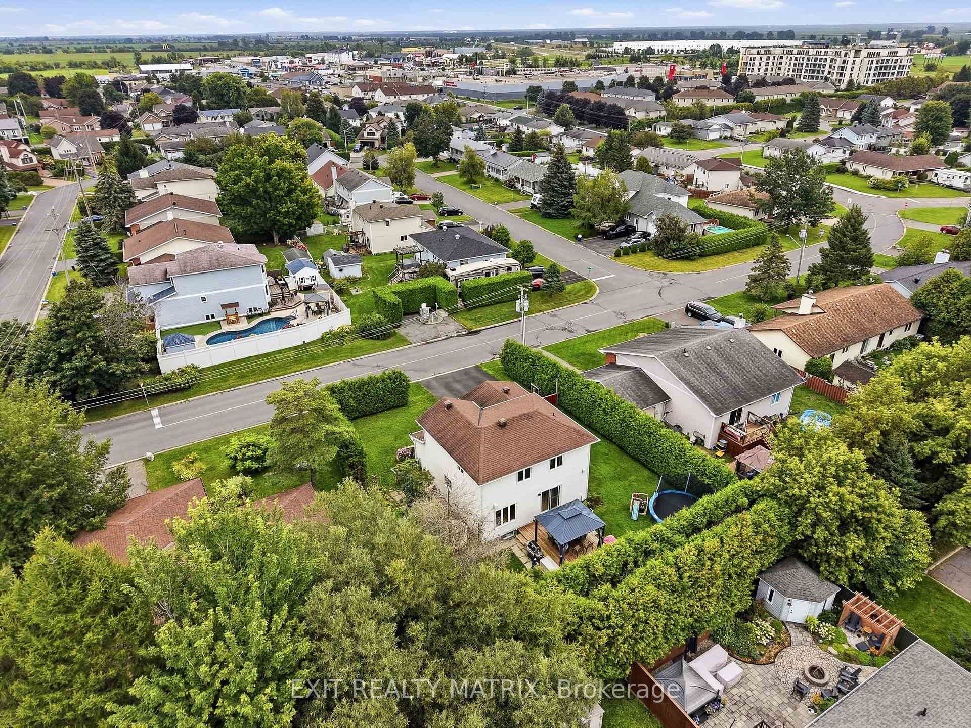Photo 41 of 47 Isabelle Street, Casselman, Casselman — HOMEH