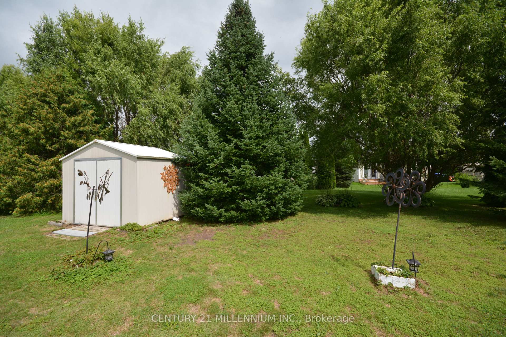 Photo 24 of 70 Pennsylvania Ave, Wasaga Beach — HOMEH