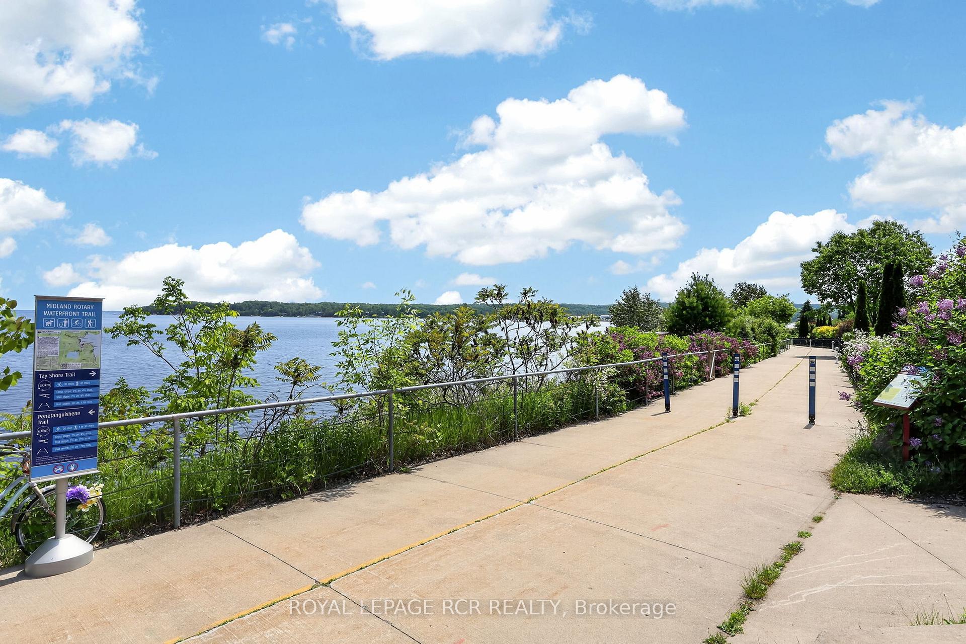 Photo 33 of 583 Aberdeen Boulevard, Midland — HOMEH