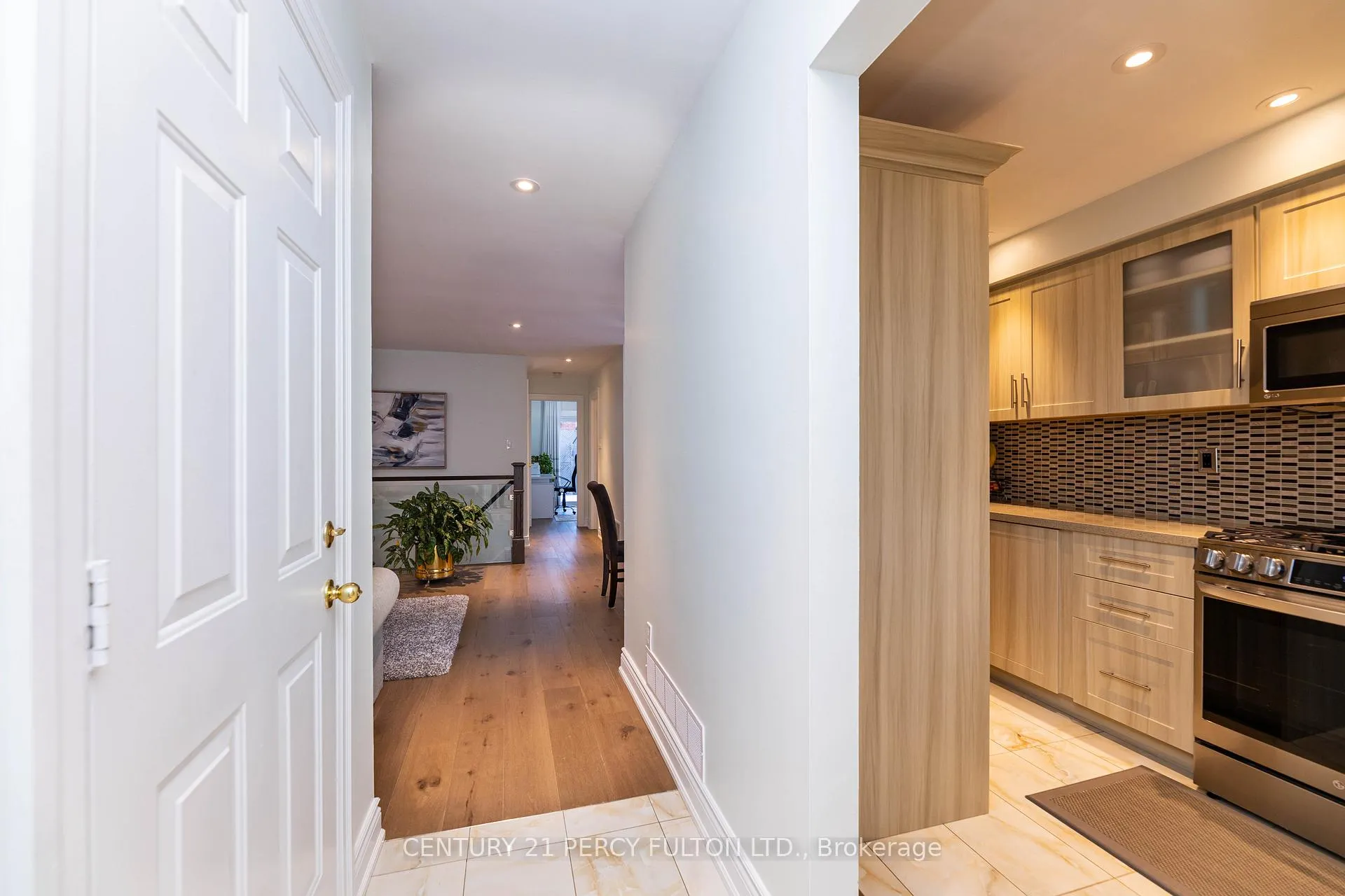 Photo 6 of 93 Delaney Drive, Ajax, Central West — HOMEH