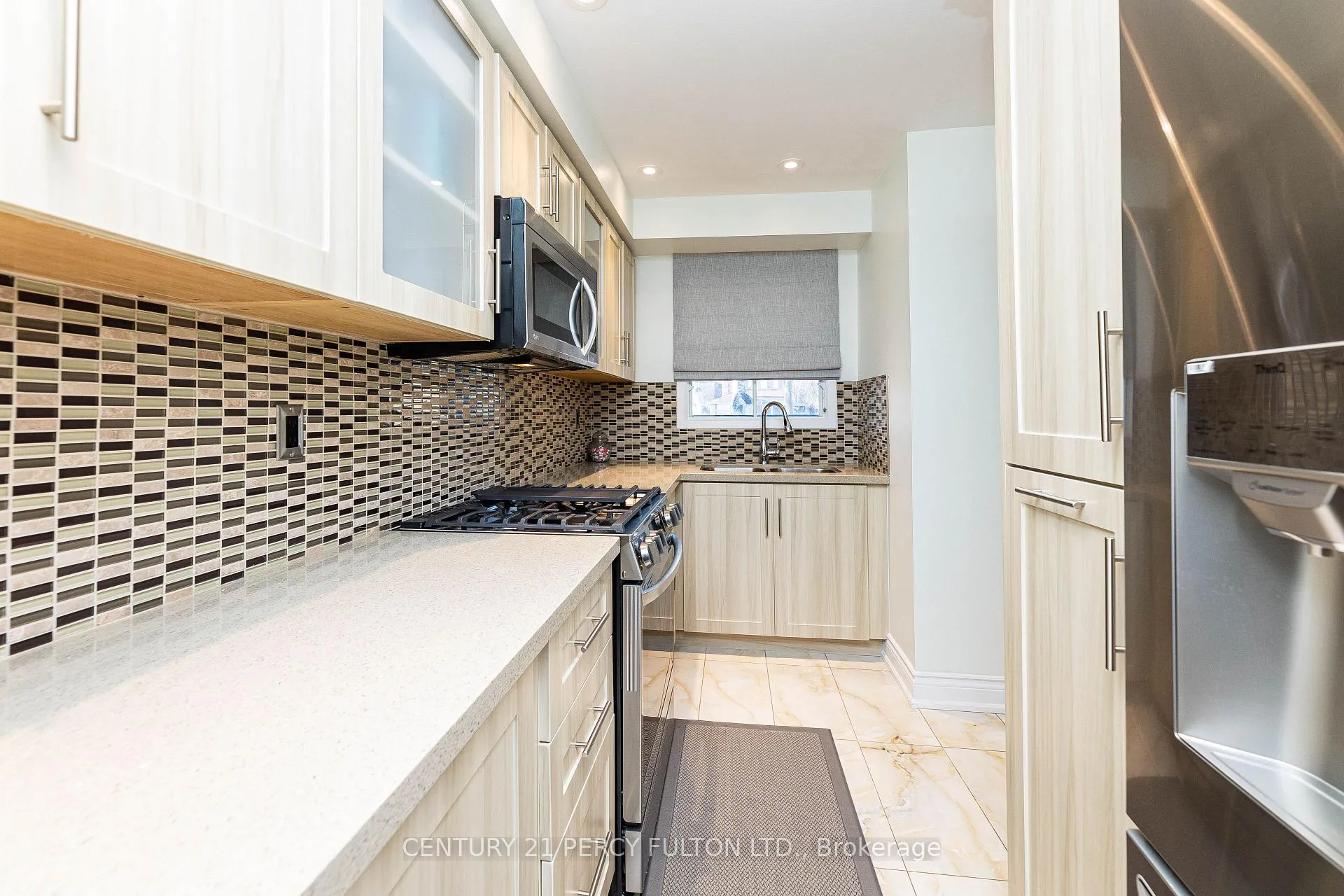 Photo 8 of 93 Delaney Drive, Ajax, Central West — HOMEH