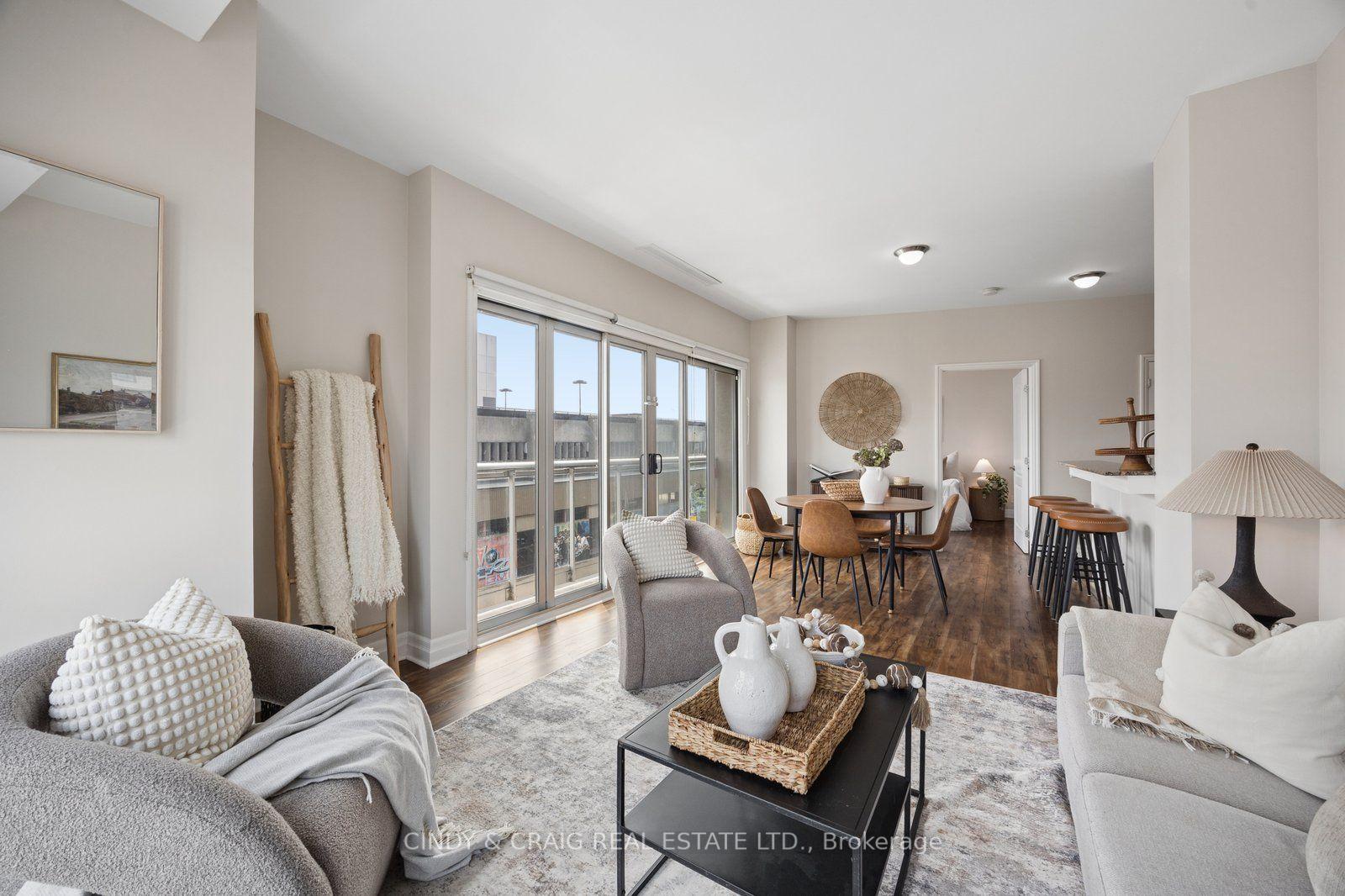 Photo 4 of Unit 305, 44 Bond Street W, Oshawa, O'Neill — HOMEH