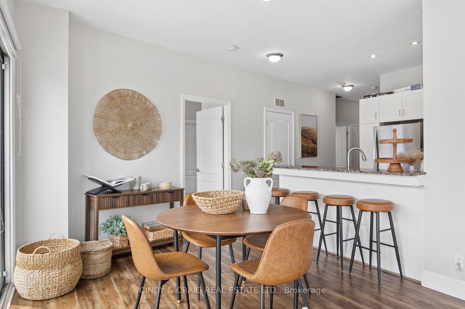 Photo 5 of Unit 305, 44 Bond Street W, Oshawa, O'Neill — HOMEH